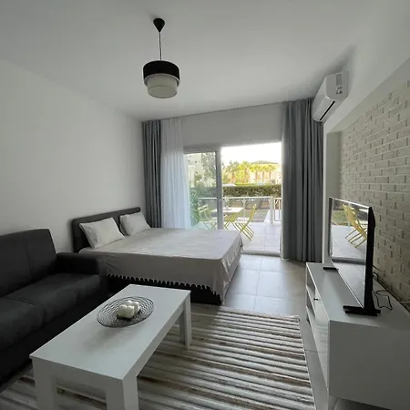 Caesar Iskele Long Cornelius 99 Λάρνακα