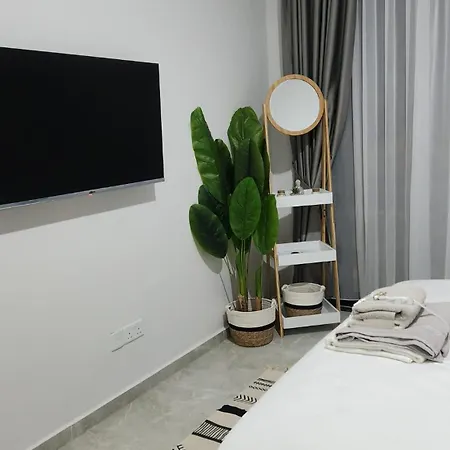 Caesar Iskele Long Cornelius 99 Λάρνακα